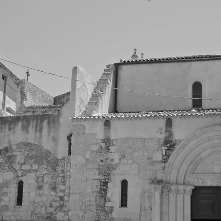Il Giardino Di Lucia Syrakus