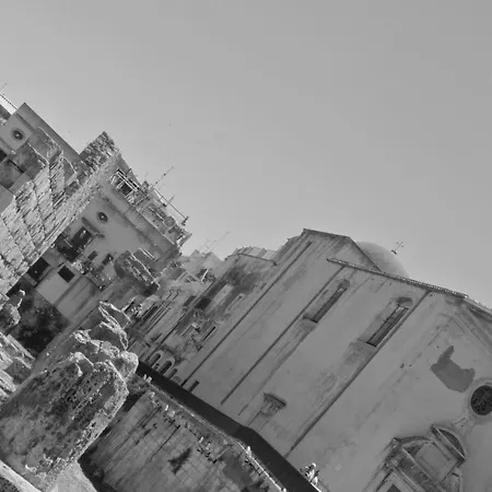 Il Giardino Di Lucia Syrakus